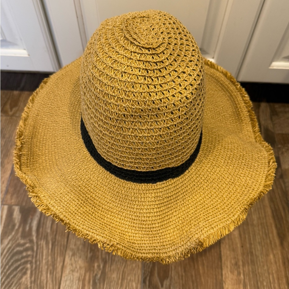 Target tan straw brimmed hat black trim - Picture 5 of 14